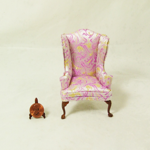 H13020 A, A purple and pink Wingback Chair in 1" scale